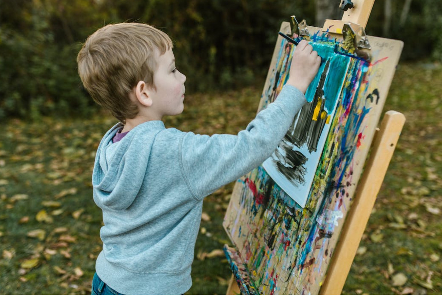 Atelier enfant avec l'artiste peintre Bertille Argueyrolles