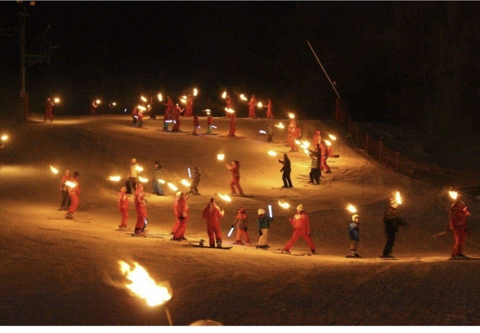 Descente aux flambeaux et Feu d'artifice