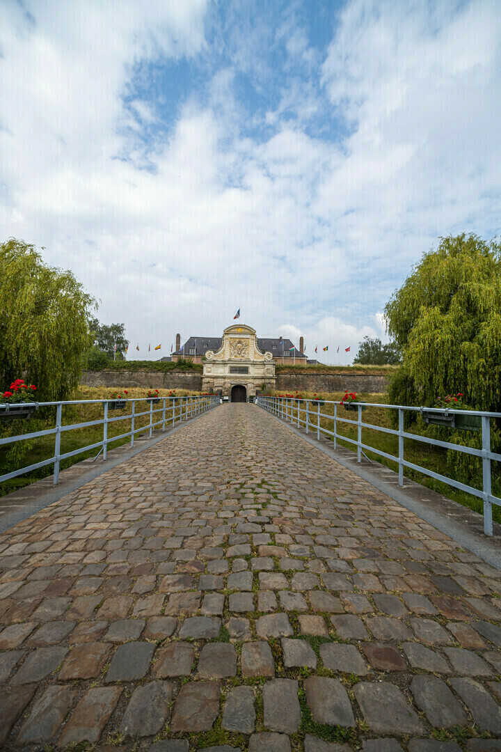 re