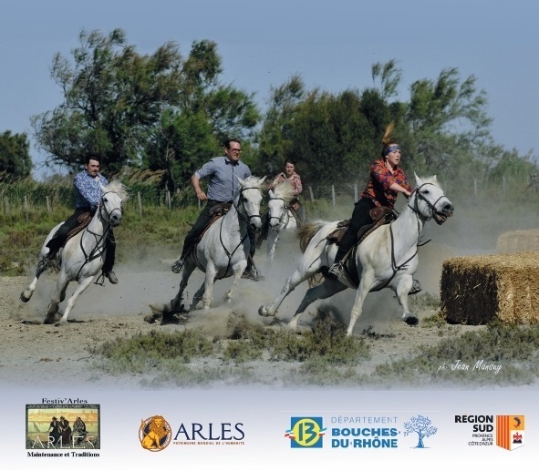 Une journée dédiée à la tradition équestre camarguaise organisée par Festiv'Arles Maintenance et traditions