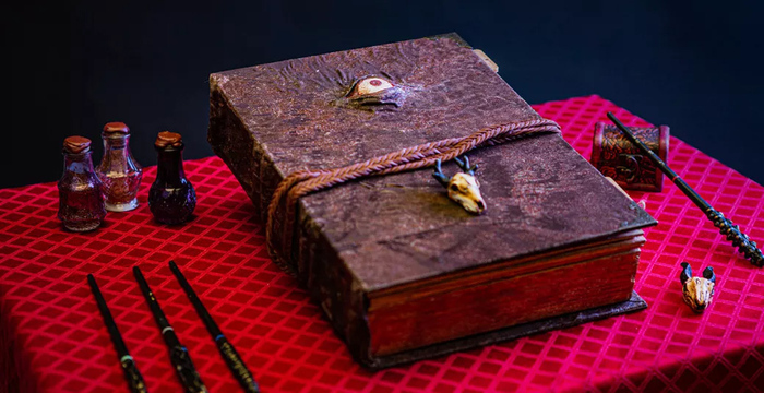 « GRIMOIRE, MON BEAU GRIMOIRE » - ATELIER CRÉATIF JEUNE PUBLIC